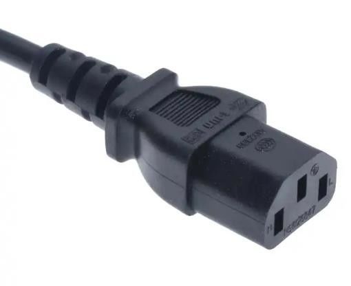 Sluit Europese netsnoeren aan. Lichtgewicht rechte IEC C13-netsnoeren van 250 V
