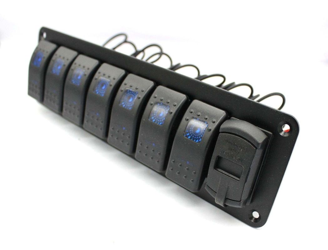 DC 12V 7 Gang Rocker Switch Panel met 4,8 Amp Dual USB Charger LED